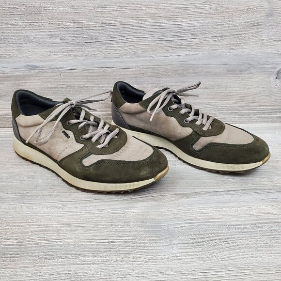 Ecco lace up sneakers in grape leaf/moon rock - Picture 1 of 13